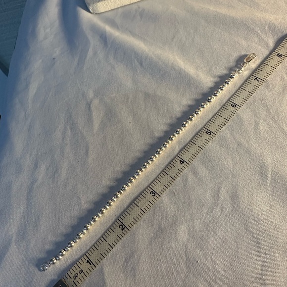 Dainty silver 925 ball bead bracelet - Picture 4 of 5